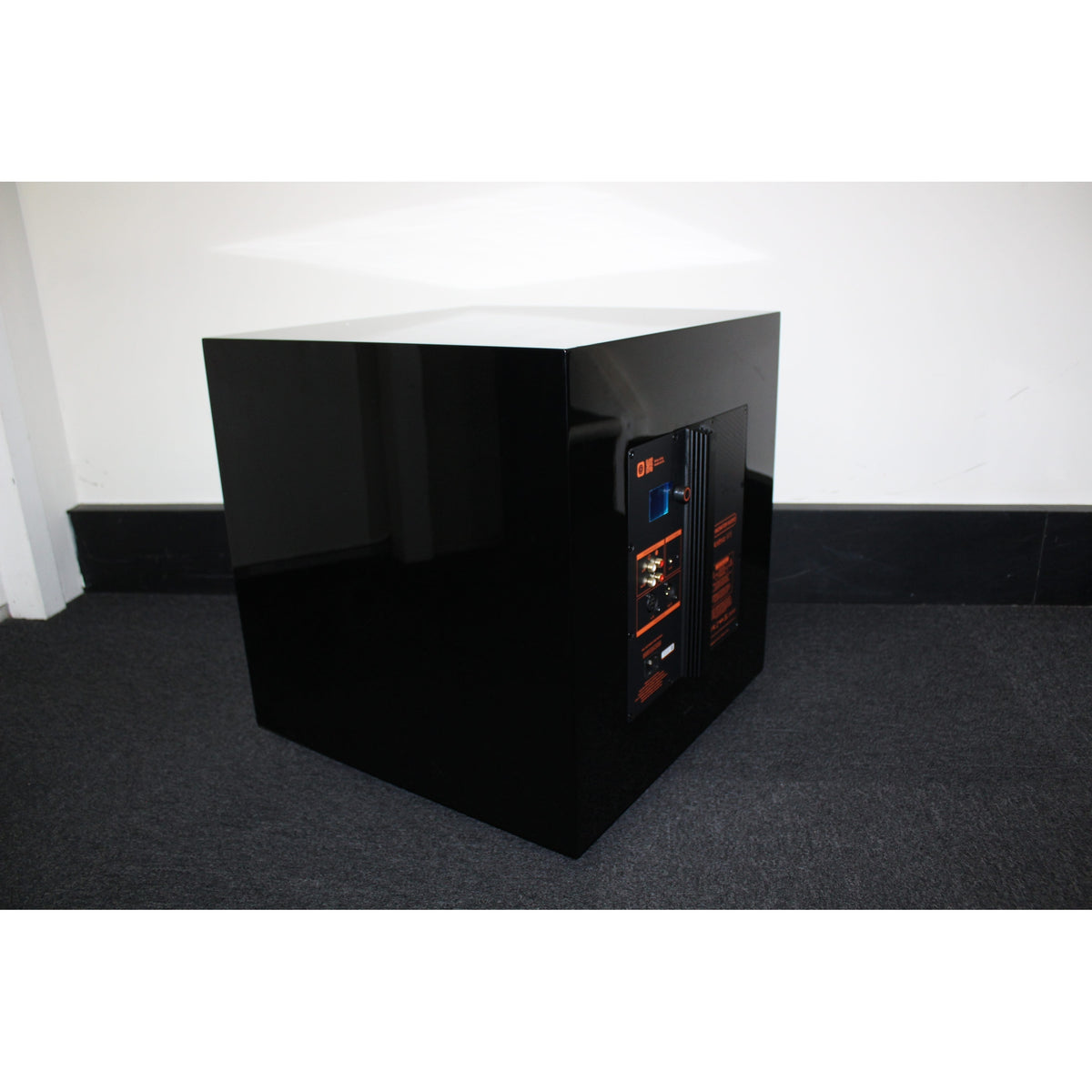 Monitor Audio Monitor Audio Anthra W15 Subwoofer - Gloss Black - Ex Demo Subwoofers
