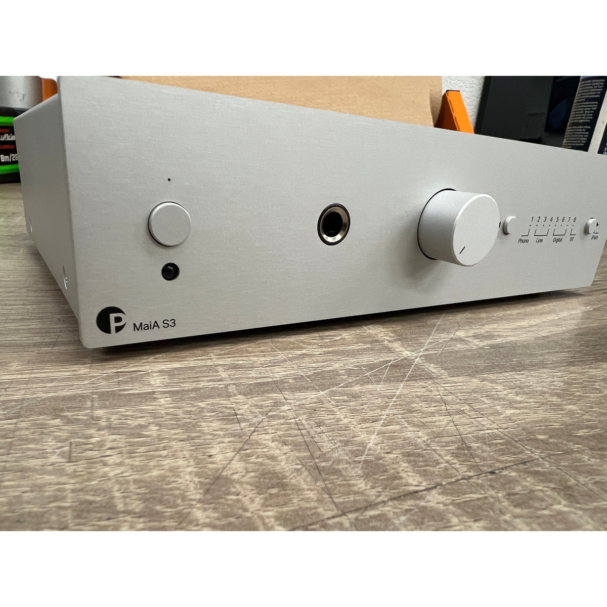 Pro-Ject Pro-Ject MaiA S3 Integrated Amplifier Silver - Open Box Integrated Amplifiers