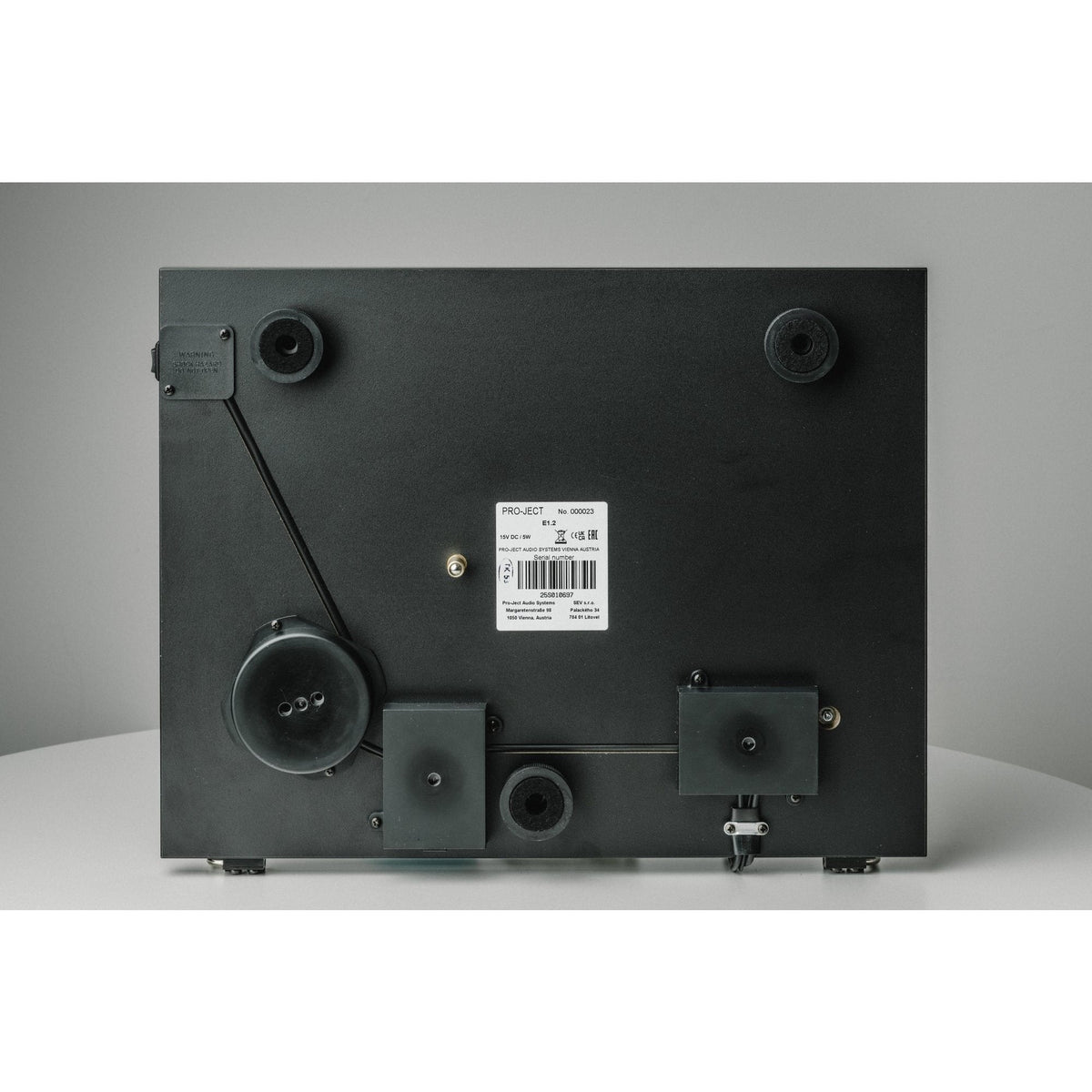 Pro-Ject Pro-Ject E1.2 Phono Turntable with Pick It MM E Cartridge Turntables