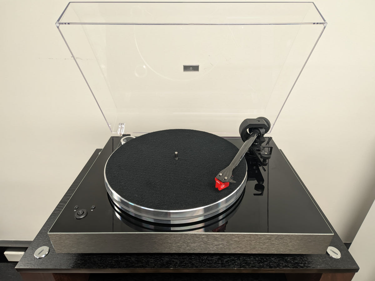 Pro-Ject Pro-Ject X8 Evolution Turntable with Ortofon Quintet Red - Metallic Black SE - Ex Demo Turntables