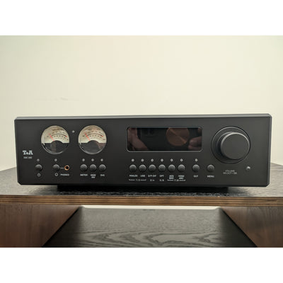 T+A DAC 200 D/A Converter & Preamplifier with HDMI Module - Black - Ex Demo