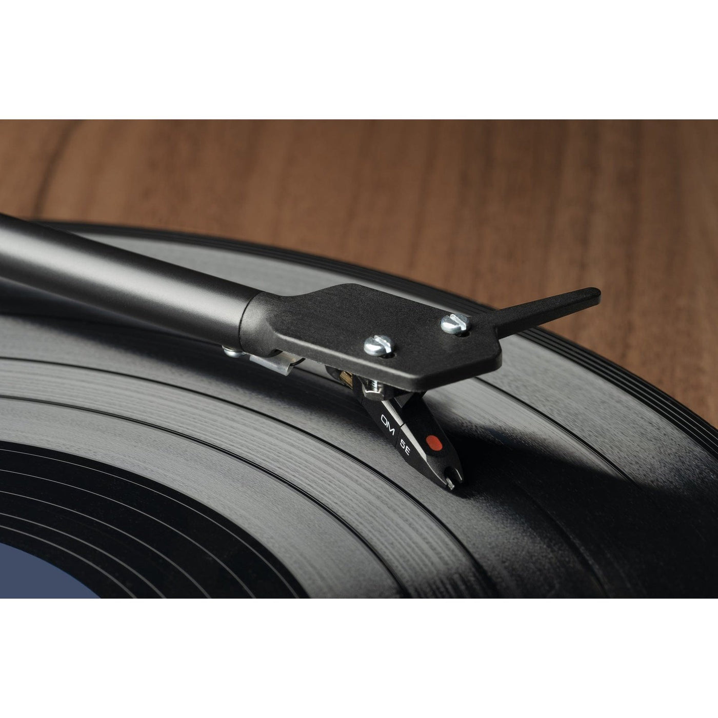 CHT Solutions Pro-Ject E1 Turntable