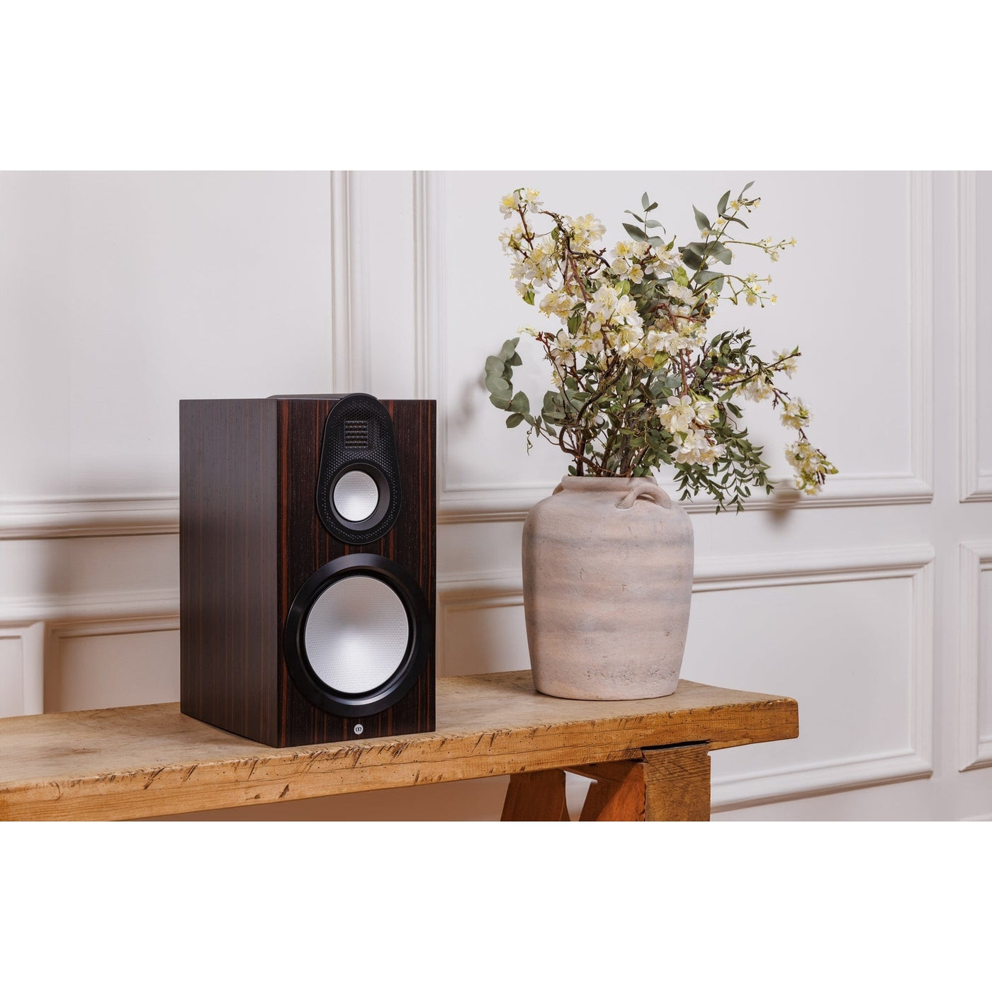 Monitor Audio Base Monitor Audio Gold 100 6G Standmount Speakers | CHT Solutions