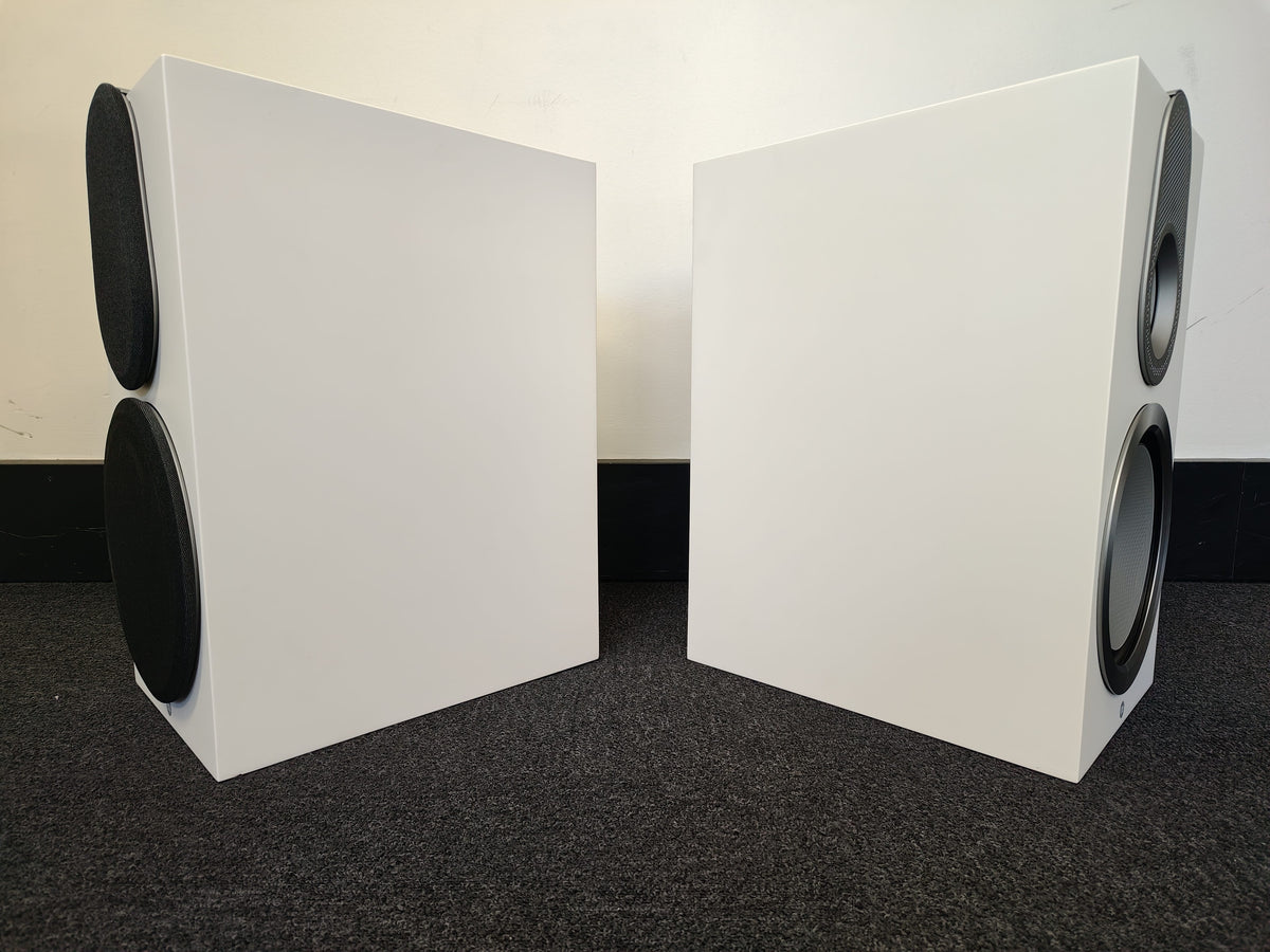 Monitor Audio Monitor Audio Gold 100 6G Standmount Speakers - Satin White - Ex Demo Bookshelf Speakers