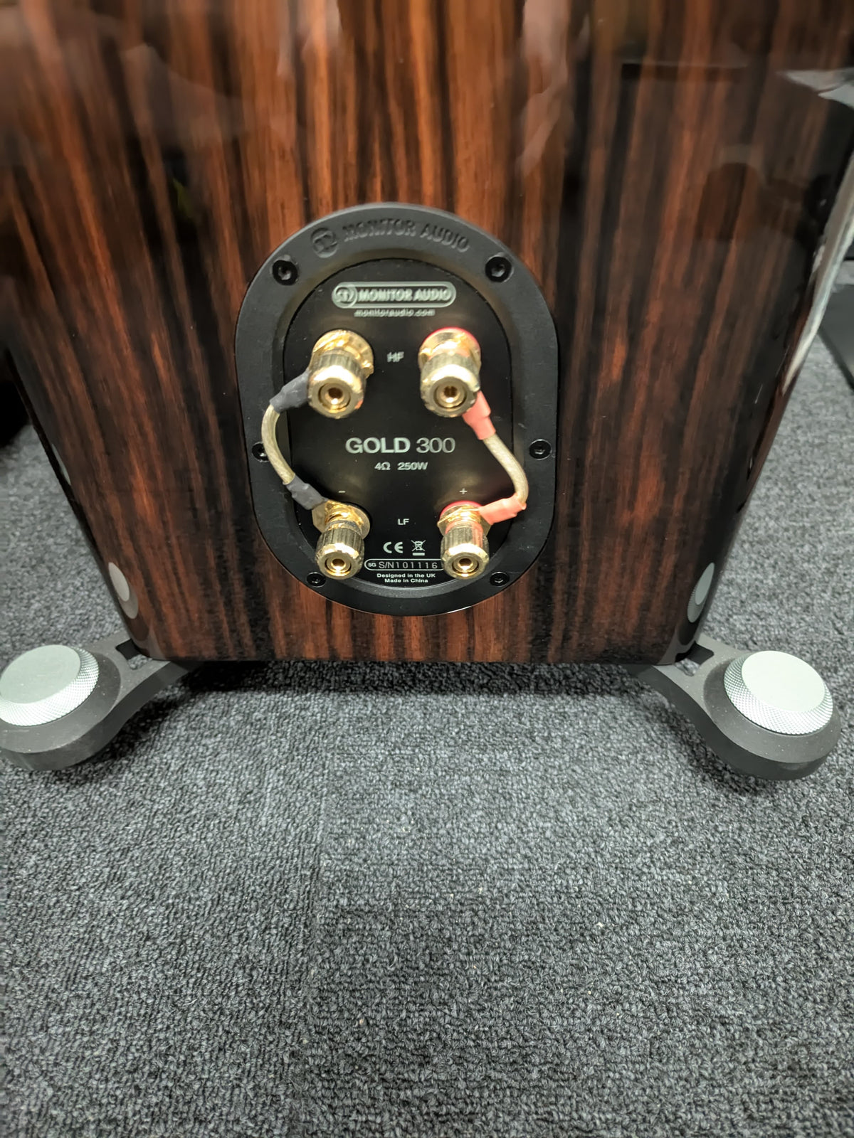 Monitor Audio Monitor Audio Gold 300 5G Floorstanding Speakers - Piano Ebony - Ex Demo Floor Standing Speakers