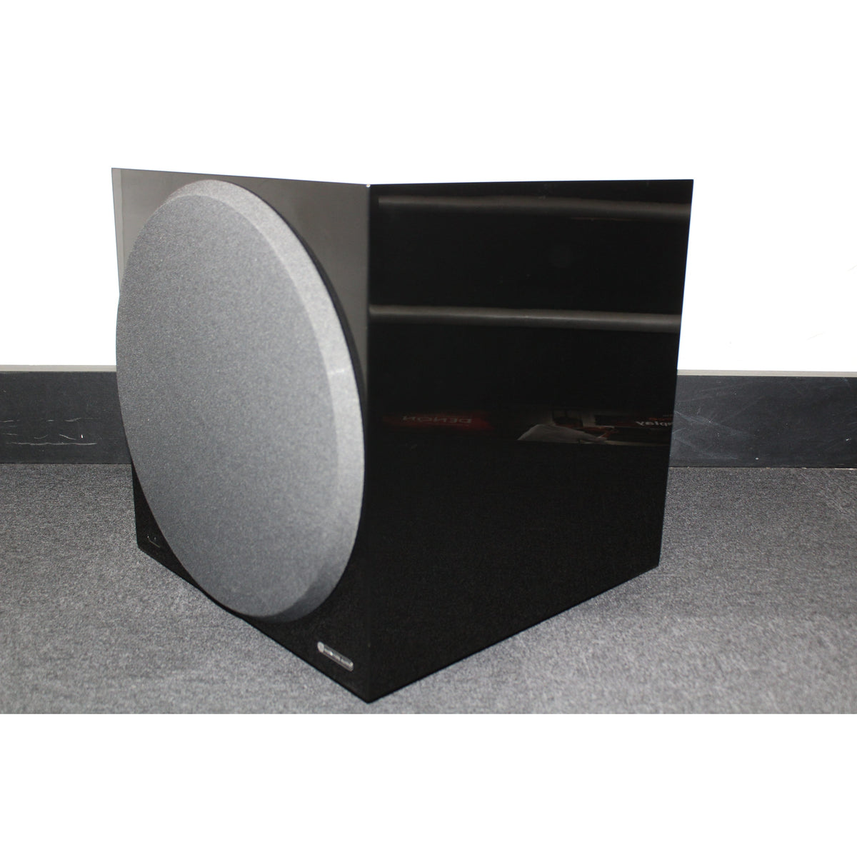 Monitor Audio Monitor Audio Anthra W15 Subwoofer - Gloss Black - Ex Demo Subwoofers