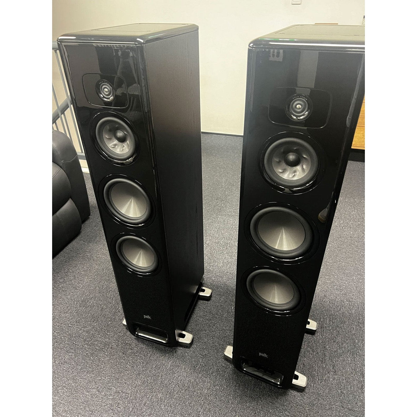 Polk Audio Polk Audio L600 Legend Floorstanding Speakers Black Ash - Ex-Demo Floor Standing Speakers