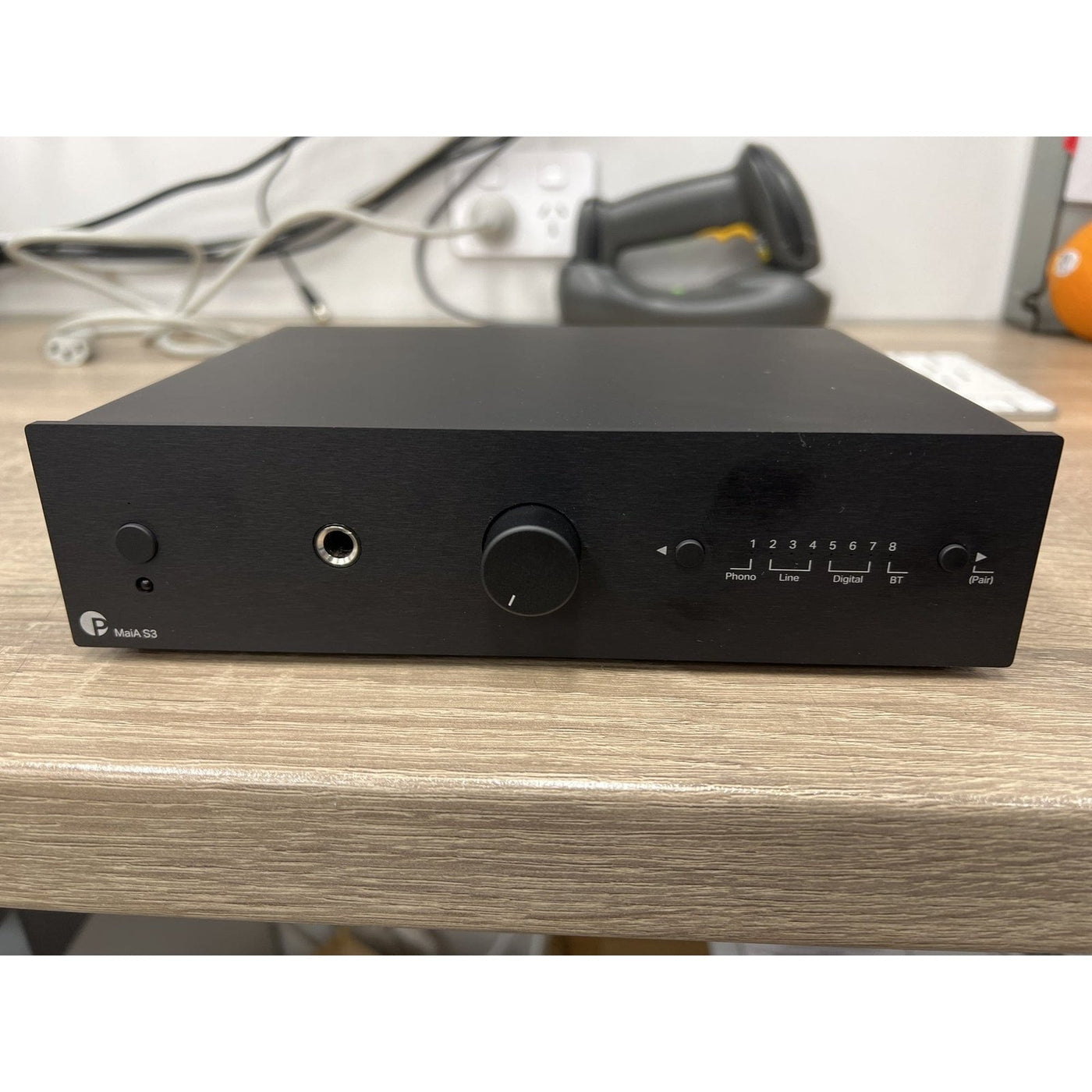 Pro-Ject Pro-Ject MaiA S3 Integrated Amplifier Black - Open Box Integrated Amplifiers