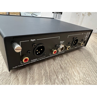Pro-Ject Pro-Ject Phono Box S3 B Phono Preamplifier - Open Box Phono Preamps