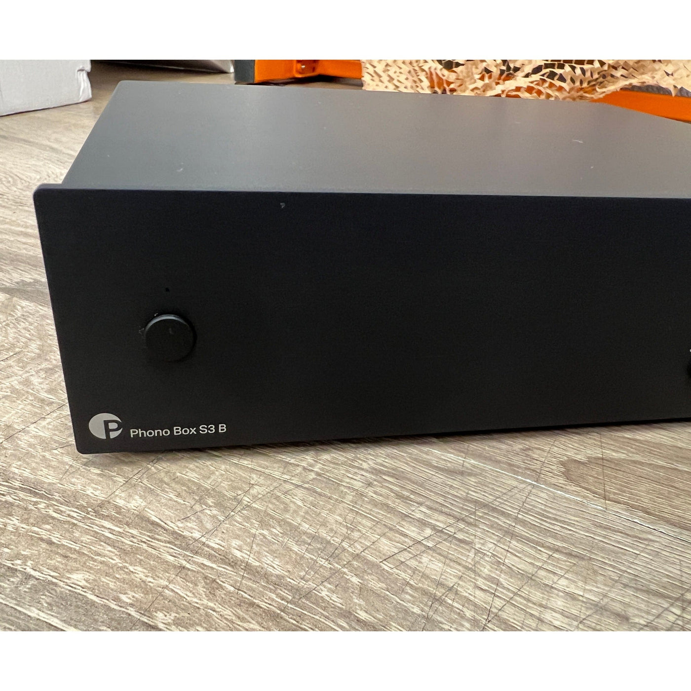 Pro-Ject Pro-Ject Phono Box S3 B Phono Preamplifier - Open Box Phono Preamps