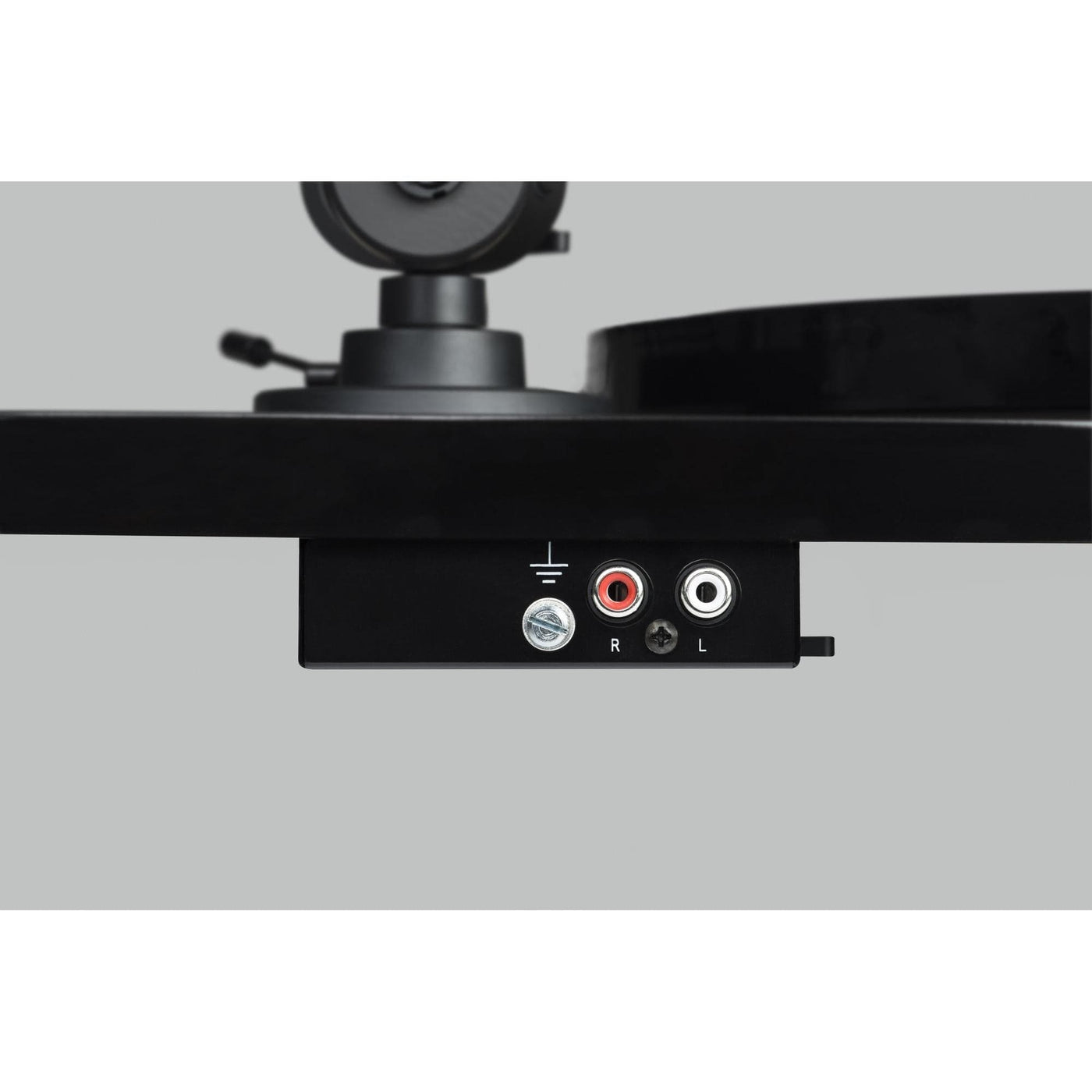 Pro-Ject Pro-Ject E1 Phono Turntable with Pick It MM E Cartridge Turntables