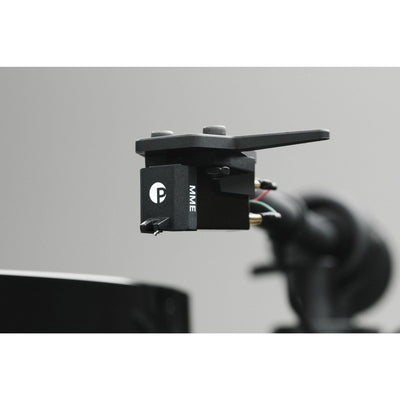 Pro-Ject Pro-Ject E1 Turntable with Pick It MM E Cartridge Turntables