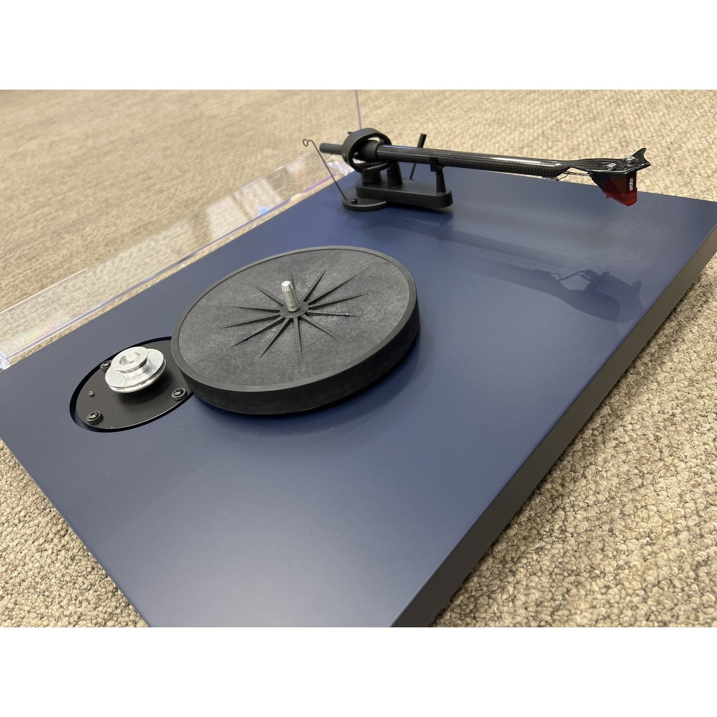 Pro-Ject Pro-Ject Debut Carbon Evo Turntable with Ortofon 2M Red Cartridge Satin Blue - Open Box Turntables