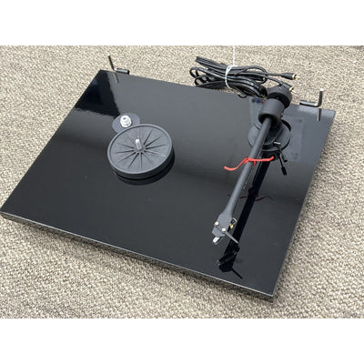 Pro-Ject Pro-Ject T1 Turntable - Refurbished Turntables