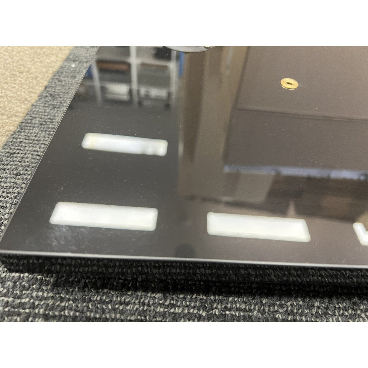 Pro-Ject Pro-Ject E1 Turntable with Ortofon OM 5E Cartridge - Open Box Turntables