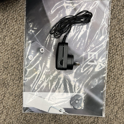 Pro-Ject Pro-Ject E1 Turntable with Ortofon OM 5E Cartridge  - Open Box Turntables