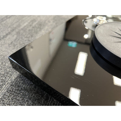 Pro-Ject Pro-Ject Debut Carbon Evo Turntable with Ortofon 2M Red Cartridge - Open Box Turntables