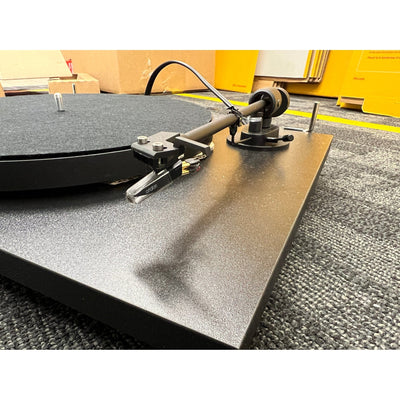 Pro-Ject Pro-Ject Primary E Turntable with OM Cartridge - Open Box Turntables