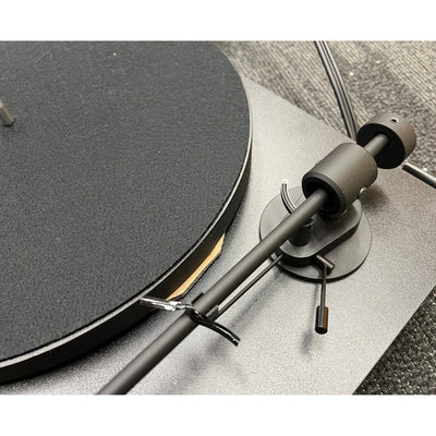 Pro-Ject Pro-Ject Primary E Turntable with OM Cartridge - Open Box Turntables
