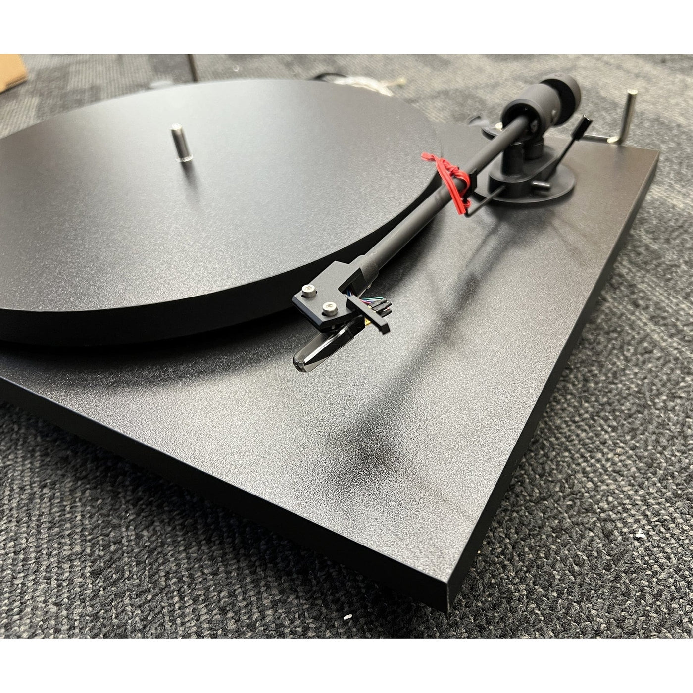 Pro-Ject Pro-Ject Primary E Turntable with OM Cartridge  - Open Box Turntables