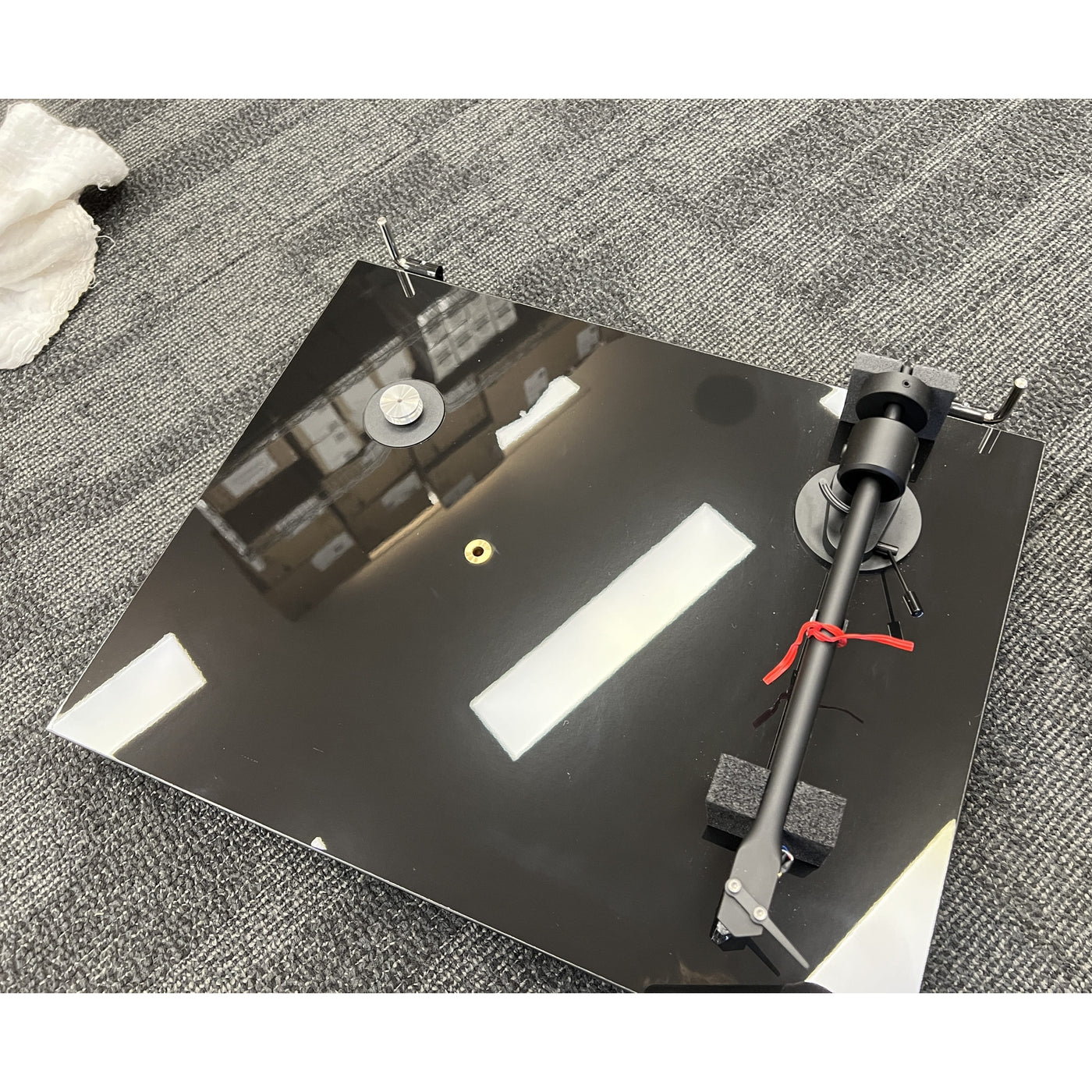 ProJect T1 EVO Phono Turntable - Ortofon OM10 - Piano Black - Open Box ...