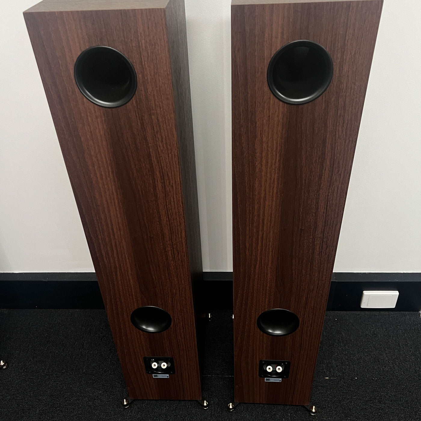 Revival Audio Revival Audio Sprint 4 Floorstanding Speakers - Walnut - Ex-Demo Floor Standing Speakers