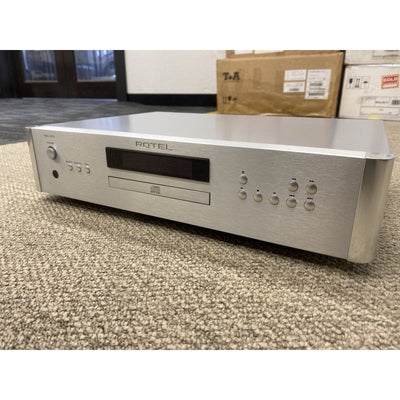 Rotel Rotel RCD-1572 CD Player Silver - Refurbished CD Players