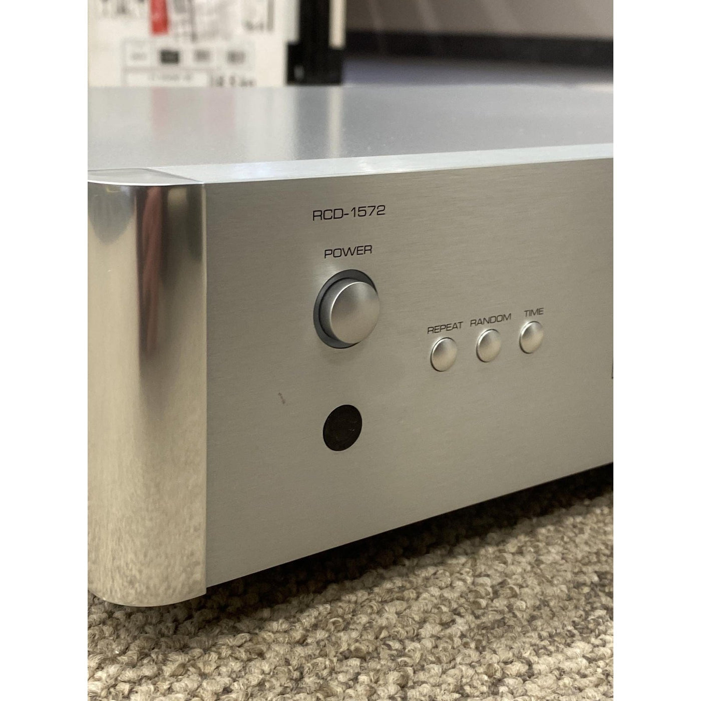 Rotel Rotel RCD-1572 CD Player Silver - Refurbished CD Players