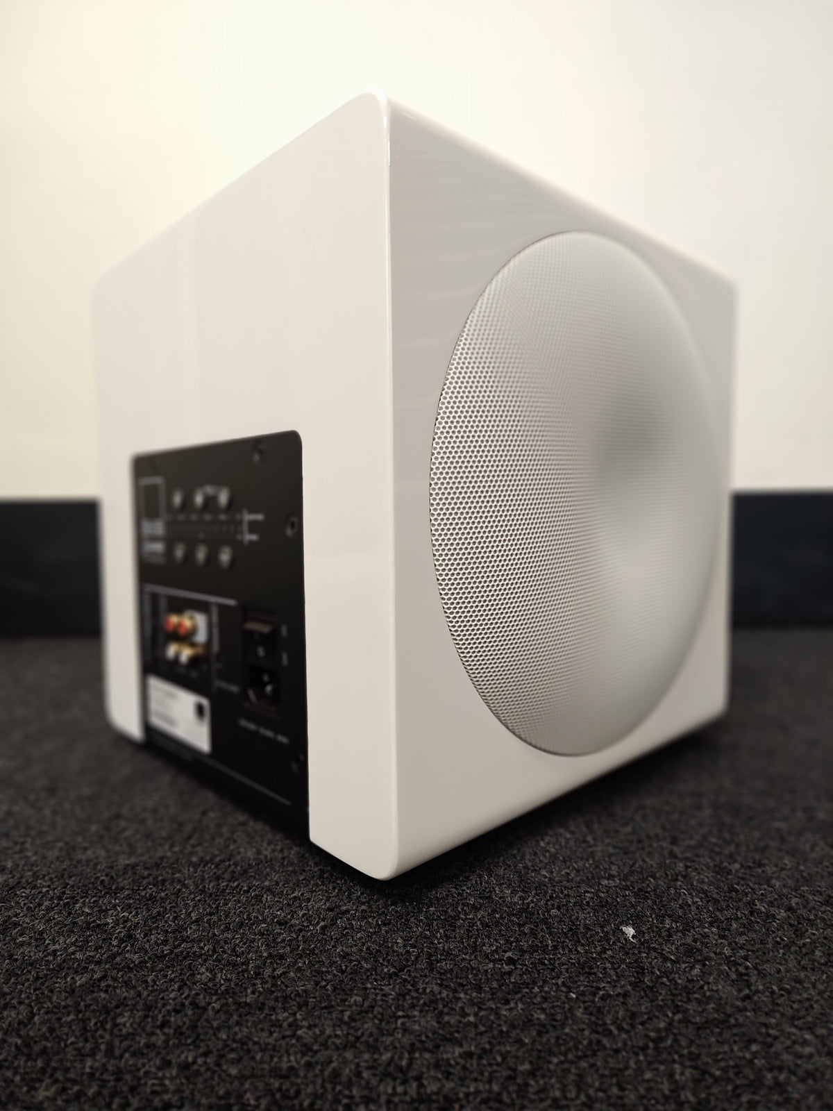 SVS Sound SVS 3000 Micro Subwoofer - Piano Gloss White - Ex Demo Subwoofers