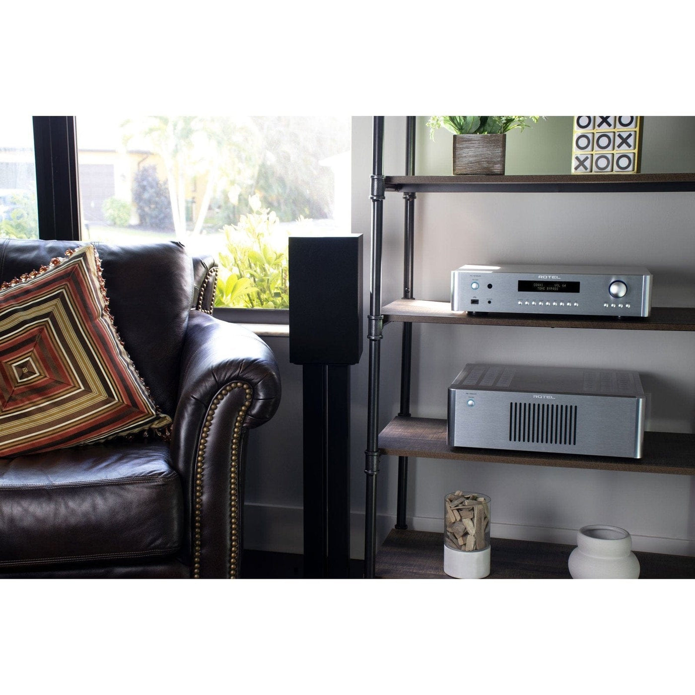 Rotel Rotel RC-1572MK2 Pre Amplifier Pre-Amplifiers